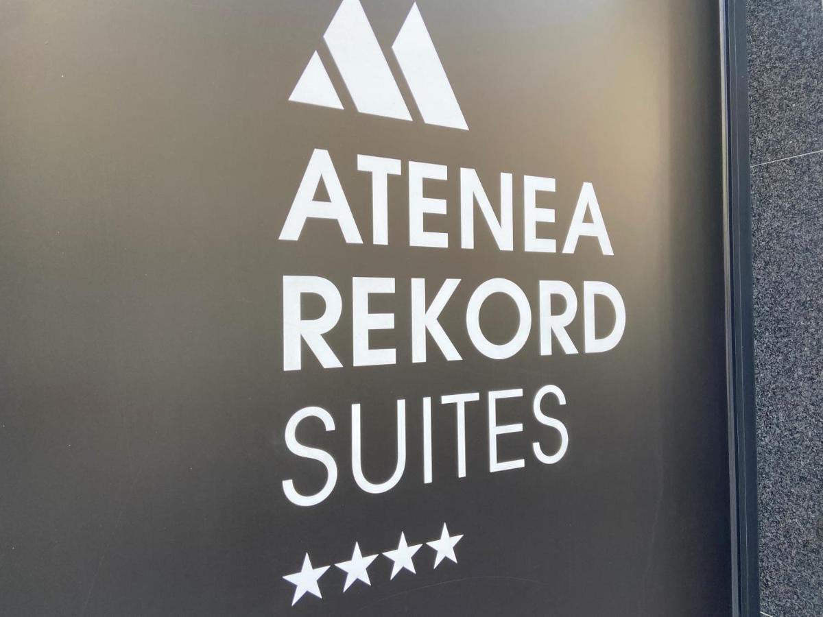 Atenea Rekord Suites Барселона Екстериор снимка